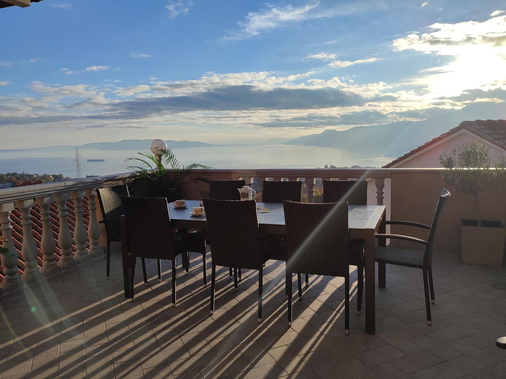 Apartments Villa Kastav In Old Town Center With Sea View And Parking 외부 사진