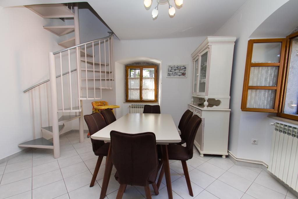 Apartments Villa Kastav In Old Town Center With Sea View And Parking 외부 사진