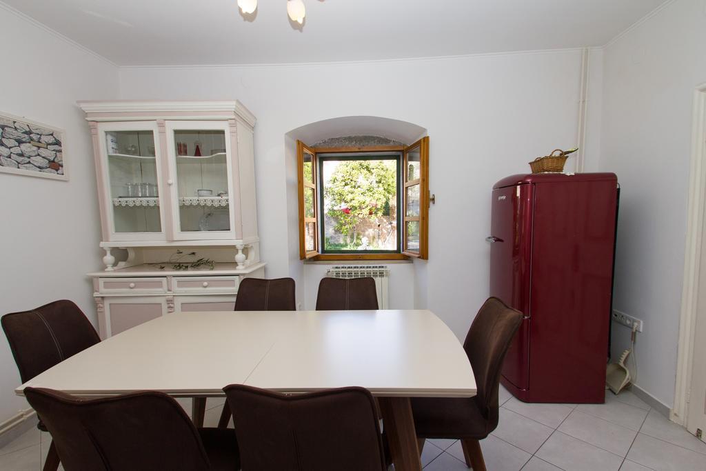 Apartments Villa Kastav In Old Town Center With Sea View And Parking 외부 사진